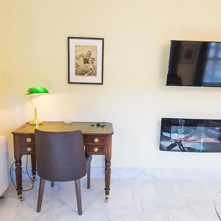 Apartment The Sir John Rodgersons